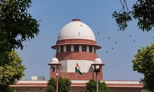 കേരളത്തിന്റെ കടമെടുപ്പ് പരിധി വെട്ടിക്കുറച്ചതിനെതിരായ ഹരജി; ചര്‍ച്ചയാകാമെന്ന് സുപ്രീം കോടതി