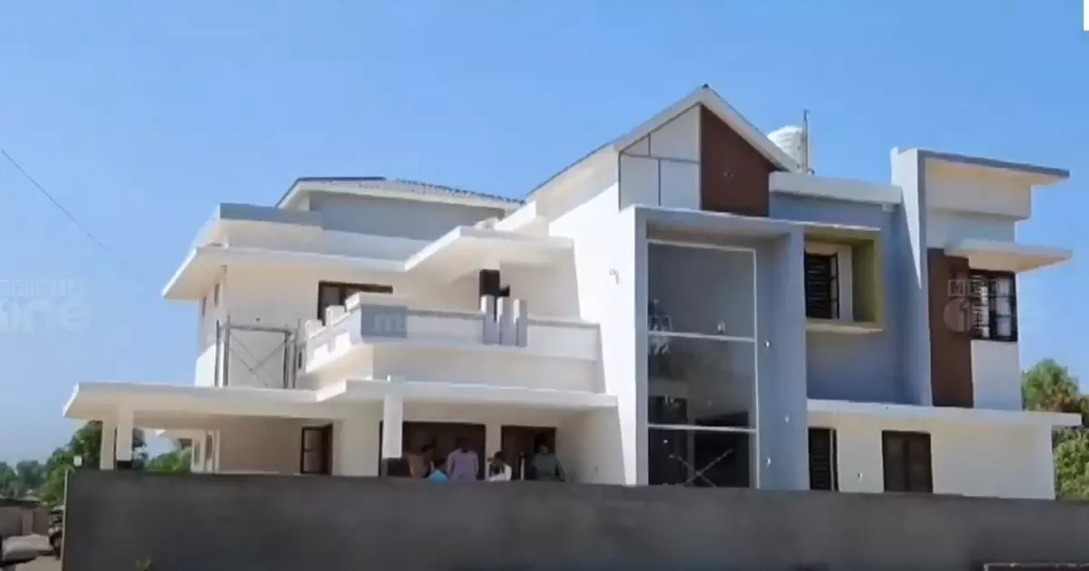 The key handing over of the house constructed by Kannur DCC for the family of late Congress leader Satishan Patcheni will be held today The key handing over of the house constructed by Kannur DCC for the family of late Congress leader Satishan Patcheni will be held today