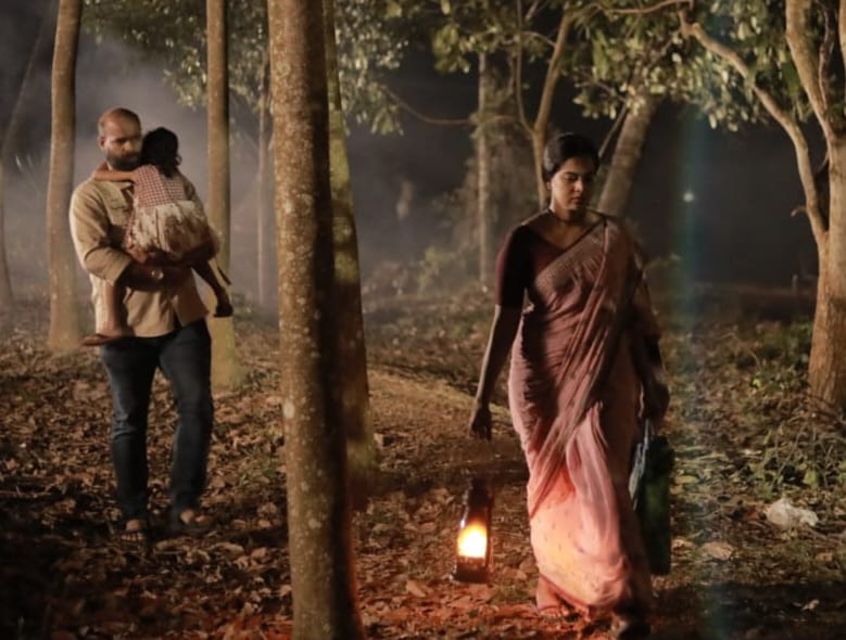 Ennittum Neeyenne Arinjillallo