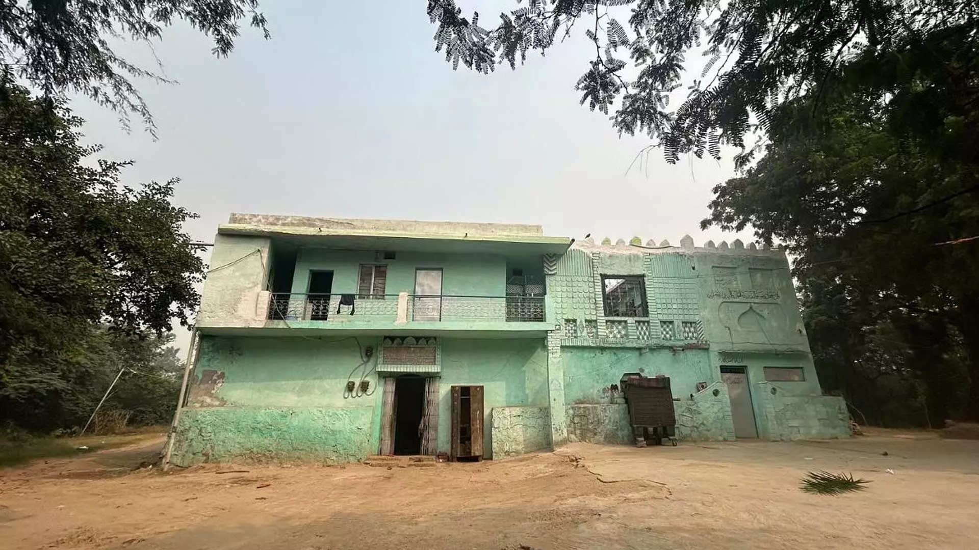 Sunehri Bagh Masjid to Shahi Masjid; Some places fear the Delhi Authoritys bulldozers