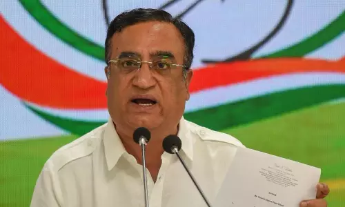 പാർട്ടിയുടെ എല്ലാ അക്കൗണ്ടുകളും കേന്ദ്ര സർക്കാർ മരവിപ്പിച്ചെന്ന് കോൺഗ്രസ്