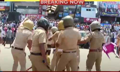 protest,Pulpalliprotest,elephant attack,wayanad hartal,Wild elephant attack,A. K. Saseendran,V P Paul,forest guard,breaking news malayalam,കാട്ടാന ആക്രമണം,വയനാട്,കുറുവാദ്വീപ്,,കോഴിക്കോട് മെഡിക്കൽകോളജ്,ചികിത്സാപിഴവ്,പുല്‍പ്പള്ളി ലാത്തിച്ചാര്‍ജ്,വയനാട്ടില്‍ പ്രതിഷേധം