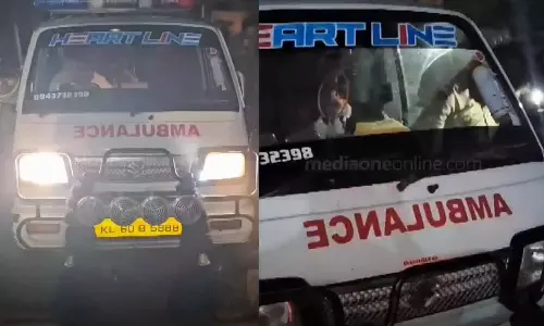 കൊല്ലം പത്തനാപുരത്ത് ആംബുലൻസിൽ കടത്തിയ കഞ്ചാവുമായി രണ്ട് പേർ പിടിയിൽ