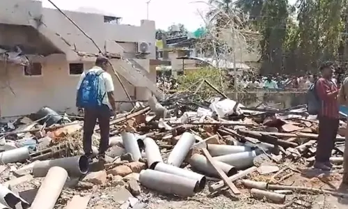 തൃപ്പൂണിത്തുറ സ്ഫോടനം; 329 വീടുകളെ ബാധിച്ചെന്ന് റിപ്പോർട്ട്, നാല് സർക്കാർ ഓഫീസുകൾക്കും കേടുപാട്