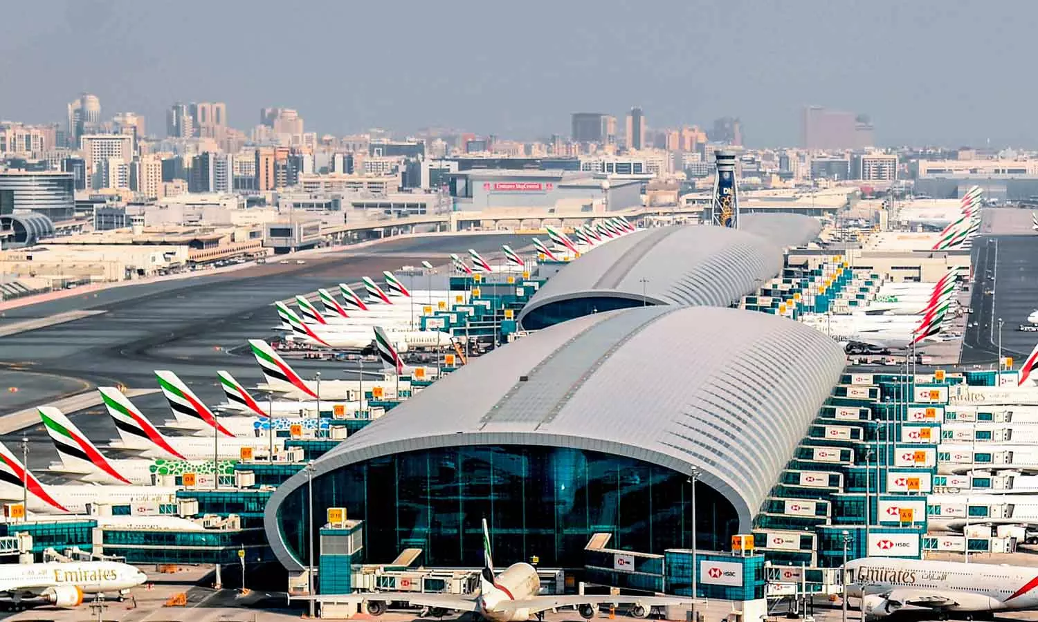 പുതിയ റെക്കോർഡിട്ട് ദുബൈ വിമാനത്താവളം: കഴിഞ്ഞ വർഷം യാത്ര ചെയ്തത് 8.70 കോടി യാത്രക്കാർ പുതിയ റെക്കോർഡിട്ട് ദുബൈ വിമാനത്താവളം: കഴിഞ്ഞ വർഷം യാത്ര ചെയ്തത് 8.70 കോടി യാത്രക്കാർ