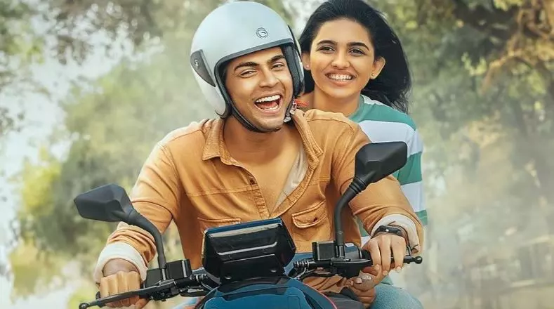 ബോക്സ് ഓഫീസിൽ കുതിപ്പ് തുടർന്ന് പ്രേമലു; ഈ വർഷത്തെ ആദ്യത്തെ 50 കോടി ബോക്സ് ഓഫീസിൽ കുതിപ്പ് തുടർന്ന് പ്രേമലു; ഈ വർഷത്തെ ആദ്യത്തെ 50 കോടി