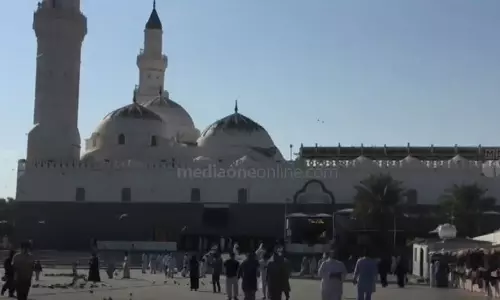 ഇഫ്താർ വിതരണത്തിന് സംഭാവന സ്വീകരിക്കരുത്; പള്ളി ജീവനക്കാർക്ക് പ്രത്യേക നിർദേശങ്ങൾ ഇഫ്താർ വിതരണത്തിന് സംഭാവന സ്വീകരിക്കരുത്; പള്ളി ജീവനക്കാർക്ക് പ്രത്യേക നിർദേശങ്ങൾ