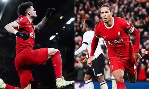 ആൻഫീൽഡിൽ ലിവർപൂൾ ഗോൾമഴ; കിരീട പ്രതീക്ഷയിൽ ചെമ്പടയോട്ടം