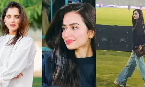 ഗ്യാലറിയിൽ സാനിയ മിർസയ്ക്കായി ആരവം; മാലികിന്റെ മാച്ച് കാണാനെത്തിയ സന ജാവേദിനെതിരെ ആരാധകർ- വീഡിയോ