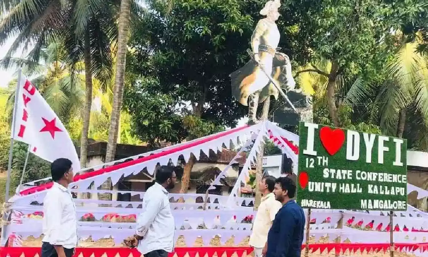 Konaje police ask DYFI to remove Tipu Sultan cutout at Dakshina Kannadas Harekala, Karnataka DYFI state conference, Tipu Sultan cutout, Harekala Konaje police ask DYFI to remove Tipu Sultan cutout at Dakshina Kannadas Harekala, Karnataka DYFI state conference, Tipu Sultan cutout, Harekala