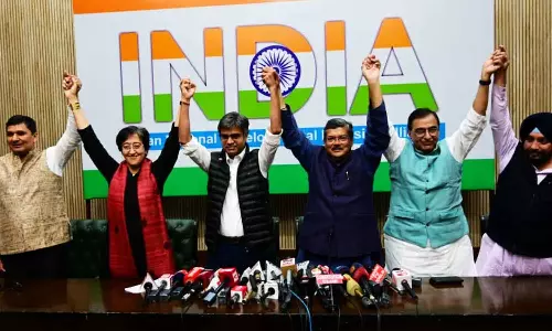 അഞ്ച് സംസ്ഥാനങ്ങളിൽ കോൺഗ്രസ് ആം ആദ്മി  പാർട്ടി സീറ്റ് ധാരണ; പഞ്ചാബിൽ സഖ്യം ഇല്ല