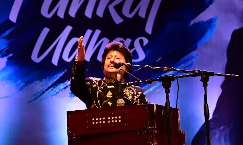 ഹാർമോണിയം പൂട്ടി, മെഹ്ഫിൽ നിര്‍ത്തി പങ്കജ് ഉധാസ് മടങ്ങുമ്പോള്‍