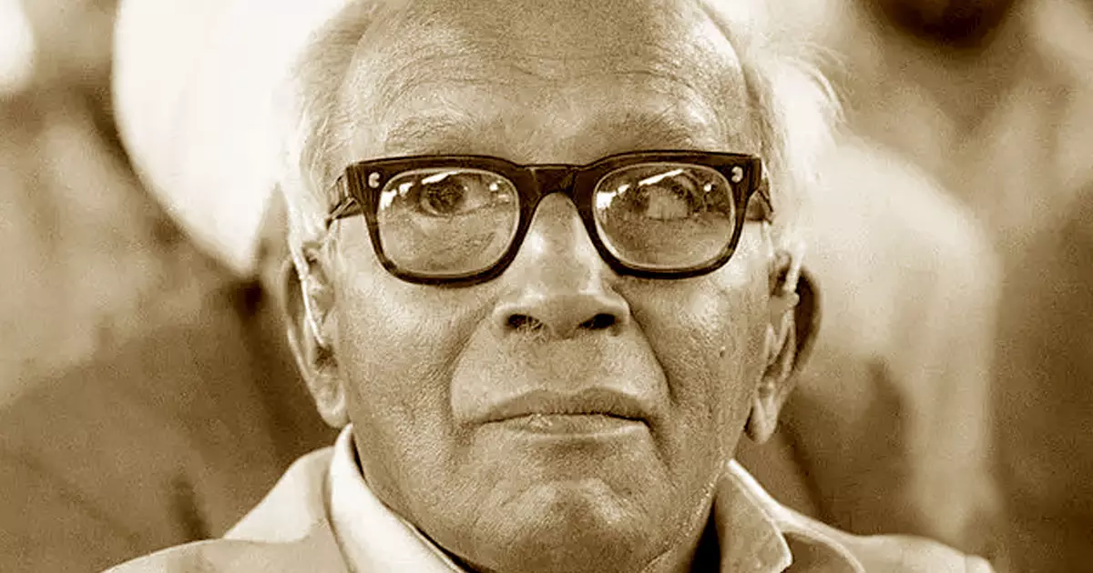 ഇഎംഎസ് നമ്പൂതിരിപ്പാട് ഇഎംഎസ് നമ്പൂതിരിപ്പാട്