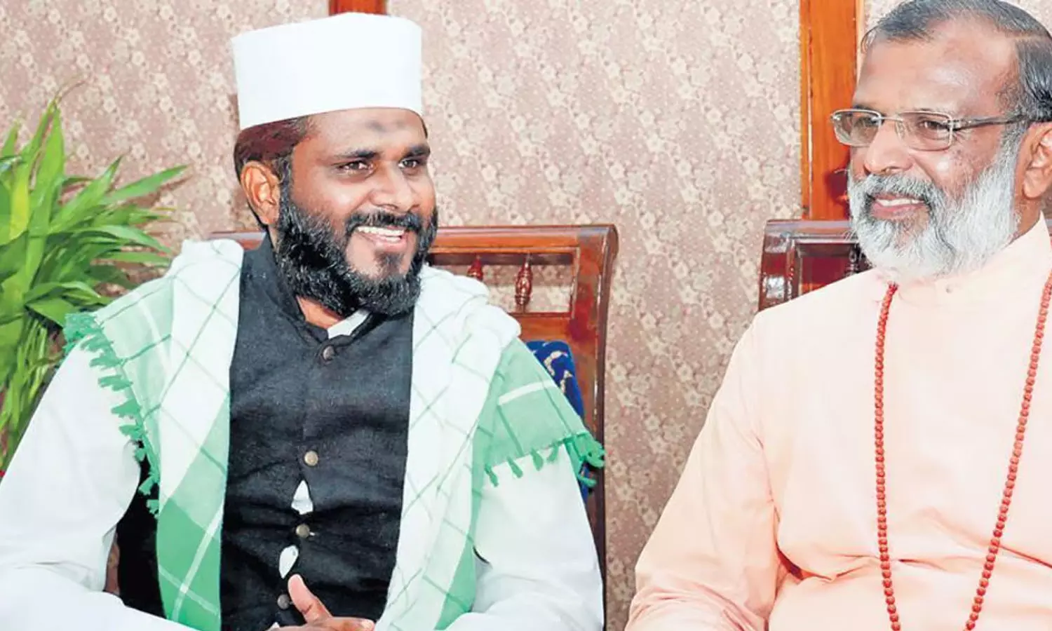 CSI bishop Dr Malayil Sabu Koshy Cherian &  Thazhathangadi Juma Masjid imam Shamsuddeen Mannani Ilavupalam