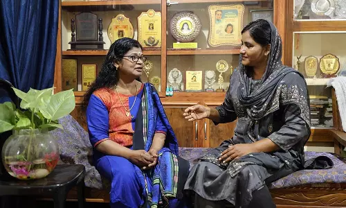 എഴുത്തുകാരിക്ക് കവിതയുടെ ലോകത്തെ സ്വാതന്ത്ര്യം ജീവിതത്തില്‍ കിട്ടിക്കോളണമെന്നില്ല - ഉഷ കുമ്പിടി