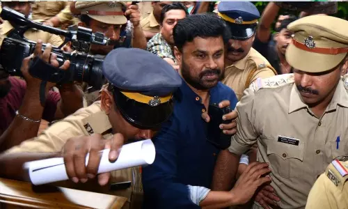 Dileep bail ,Actress assault case,Dileep case,Dileep arrest,Dileeps bail,breaking news malayalam,ബ്രേക്കിങ് ന്യൂസ്,,ദിലീപ്,നടിയെ ആക്രമിച്ച കേസ്, ദിലീപ് കേസ്,ദിലീപിന്‍റെ ജാമ്യം