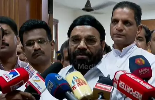 പൂഞ്ഞാർ സംഭവം; വധശ്രമം അടക്കമുള്ള വകുപ്പുകൾ ചുമത്തിയത് പുനഃപരിശോധിക്കുമെന്ന് മന്ത്രി