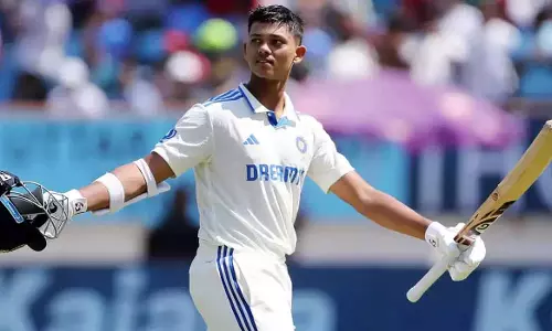 ഐസിസി ടെസ്റ്റ് റാങ്കിങിൽ വീണ്ടും മുന്നേറി യശസ്വി ജയ്‌സ്വാൾ; ധ്രുവ് ജുറേലിനും വൻ നേട്ടം