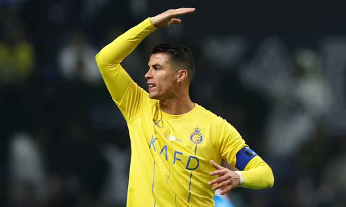 കാണികൾക്ക് നേരെ അശ്ലീല ആംഗ്യം; ക്രിസ്റ്റ്യാനോക്ക് ഒരു മത്സരത്തിൽ വിലക്കും പിഴയും