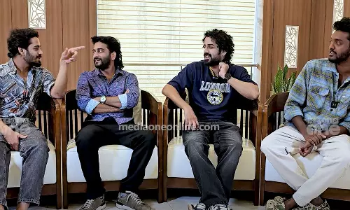 Ganapathy, Vishnu Ragu, Arun Kurian Ganapathy, Vishnu Ragu, Arun Kurian