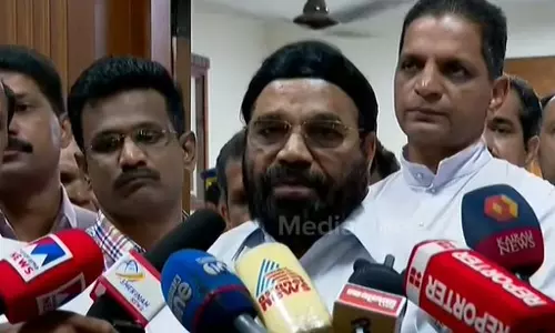 പൂഞ്ഞാർ സംഭവം; വധശ്രമം അടക്കമുള്ള വകുപ്പുകൾ ചുമത്തിയത് പുനഃപരിശോധിക്കുമെന്ന് മന്ത്രി