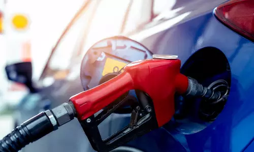 യു.എ.ഇയിൽ ഇന്ധനവില വർധിക്കും; പുതുക്കിയ നിരക്ക് നാളെ മുതൽ
