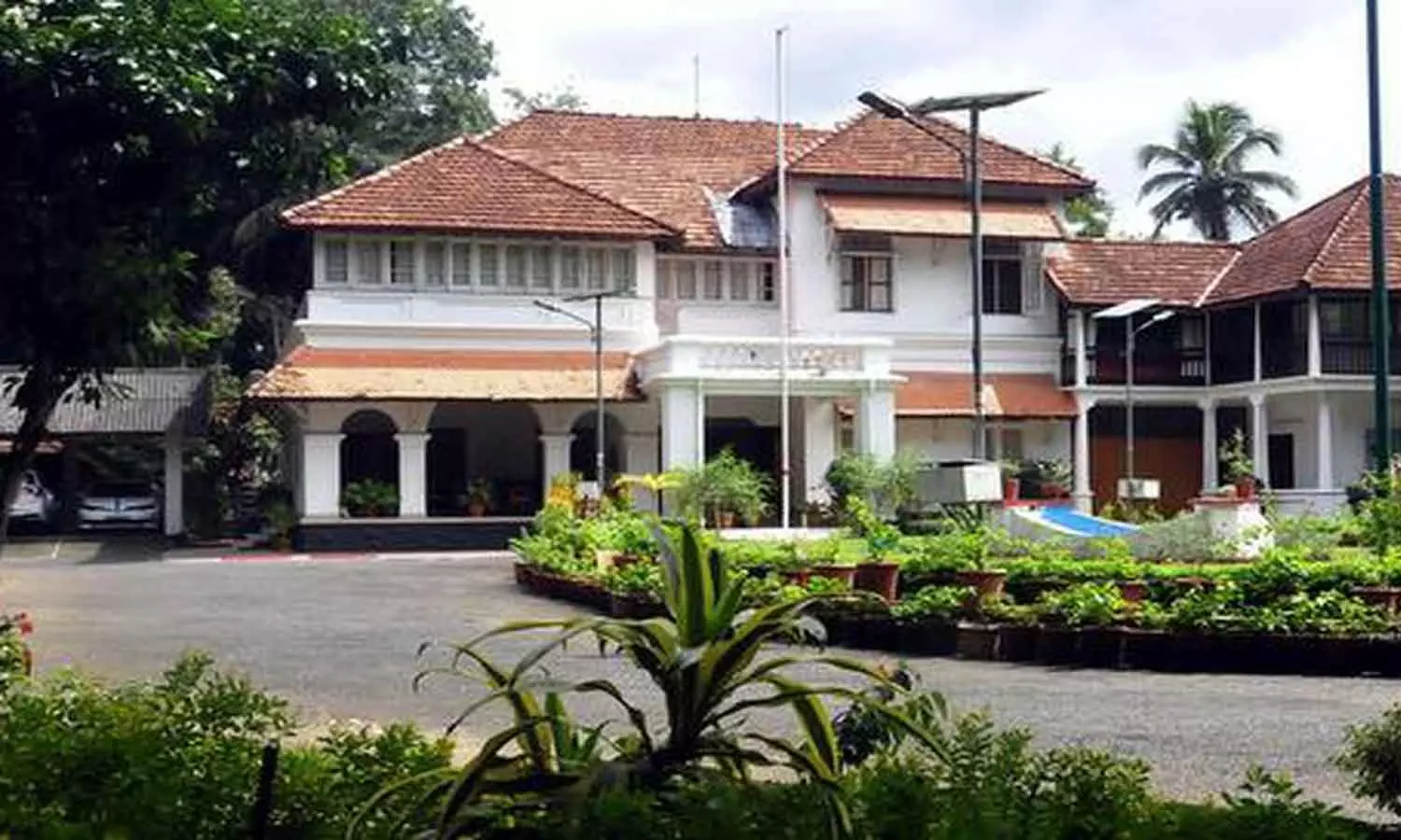 48.91 lakh for ministers home renovation