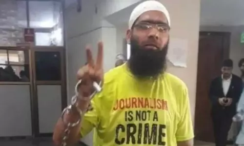 Kashmiri journalist Asif Sultan arrested again after two days of release