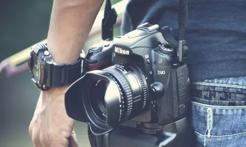 photographer representative image