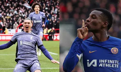 പ്രീമിയർ ലീഗിൽ ഇഞ്ചുറി ടൈം ഗോളിൽ ലിവർപൂൾ; ചെൽസിക്ക് സമനില കുരുക്ക്