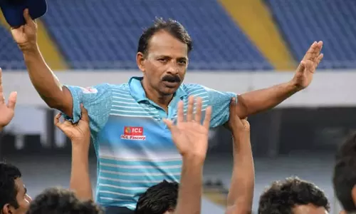 കുടുംബത്തിന് ചെലവിന് കൊടുക്കാൻ സാധിക്കുന്നില്ല; പെൻഷൻ മുടങ്ങിയതിൽ വികാരാധീനനായി സന്തോഷ് ട്രോഫി പരിശീലകൻ