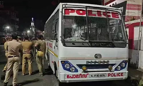 മാത്യു കുഴൽനാടനും മുഹമ്മദ് ഷിയാസും അറസ്റ്റിൽ; കോതമംഗലത്ത് സംഘർഷാവസ്ഥ