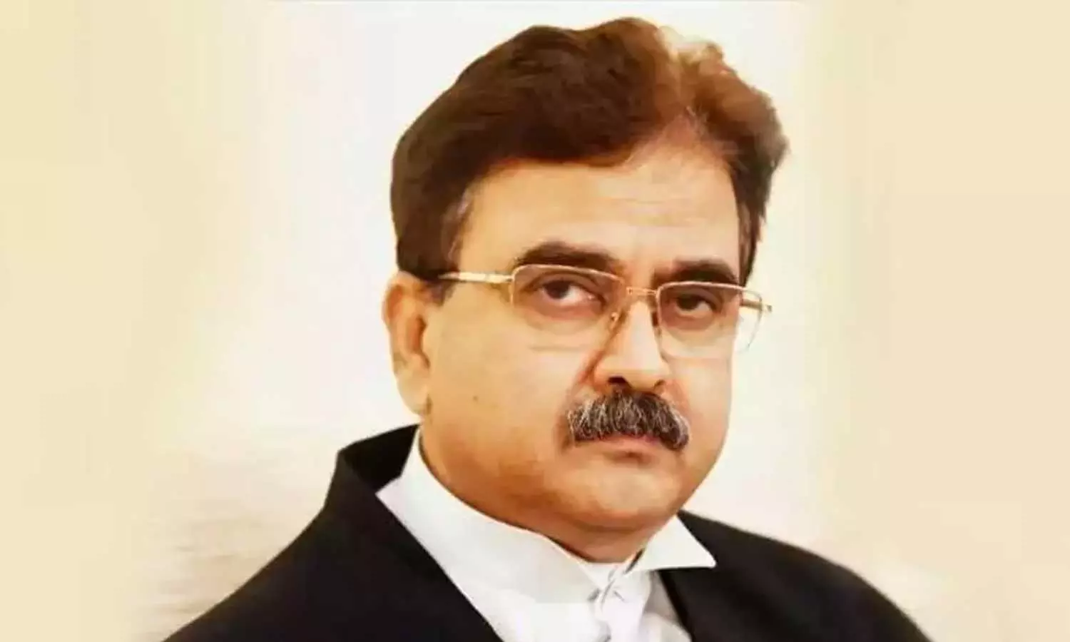 ബി.ജെ.പിയിലേക്ക് ?; കൊൽക്കത്ത ഹൈക്കോടതി ജഡ്ജി ജസ്റ്റിസ് അഭിജിത്ത് ഗംഗോപാധ്യായ രാജിവെച്ചു ബി.ജെ.പിയിലേക്ക് ?; കൊൽക്കത്ത ഹൈക്കോടതി ജഡ്ജി ജസ്റ്റിസ് അഭിജിത്ത് ഗംഗോപാധ്യായ രാജിവെച്ചു