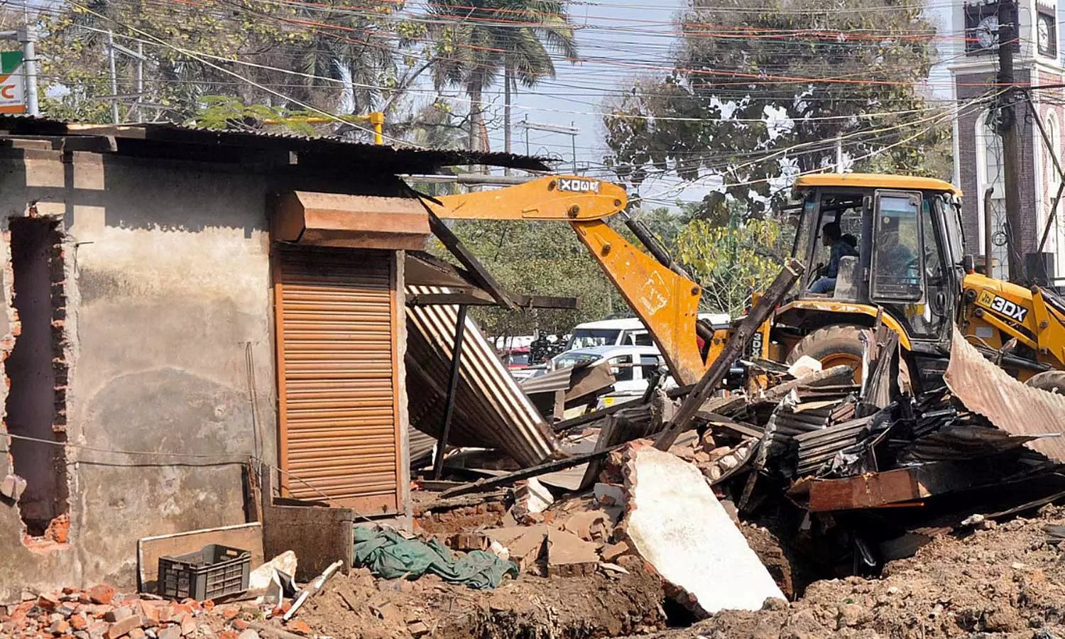 രണ്ട് വർഷത്തിനുള്ളിൽ 2.78 ലക്ഷം പേർ ഡൽഹിയിൽ നിന്ന് നിർബന്ധിത കുടിയൊഴിപ്പിക്കലിന് ഇരയായെന്ന് കണക്കുകൾ രണ്ട് വർഷത്തിനുള്ളിൽ 2.78 ലക്ഷം പേർ ഡൽഹിയിൽ നിന്ന് നിർബന്ധിത കുടിയൊഴിപ്പിക്കലിന് ഇരയായെന്ന് കണക്കുകൾ