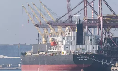 ഏദൻ ഉൾക്കടലിൽ ഹൂതി ആക്രമണം; മൂന്ന് കപ്പൽ ജീവനക്കാർ കൊല്ലപ്പെട്ടു