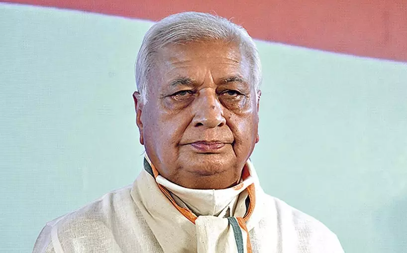 ഗവർണറുടെ അച്ചടക്ക നടപടിക്കെതിരെ നിയമസാധ്യതകൾ തേടി വി.സിമാർ; ഹൈക്കോടതിയെ സമീപിച്ചേക്കും ഗവർണറുടെ അച്ചടക്ക നടപടിക്കെതിരെ നിയമസാധ്യതകൾ തേടി വി.സിമാർ; ഹൈക്കോടതിയെ സമീപിച്ചേക്കും