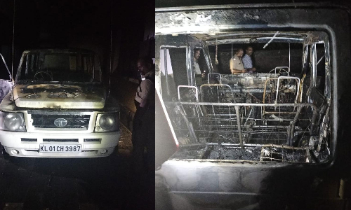 Vadakara DYSP ,police vehicle,kozhikode,fire,latest malayalam news,പൊലീസ് വാഹനം കത്തിച്ചു,വടകര ഡി.വൈ.എസ്.പിയുടെ വാഹനം