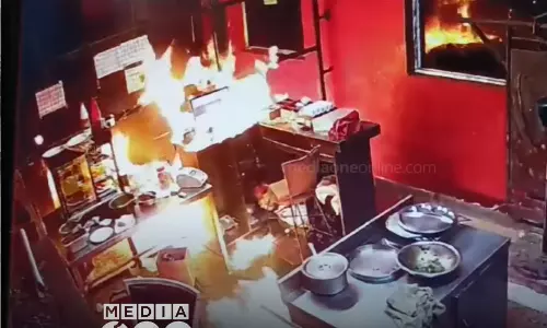 barattack,kottiyam bar counter attack, arrest,കൊട്ടിയം,ബാര്‍ തീവെച്ച സംഭവം,