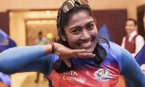 ക്രിക്കറ്റിലെ മഞ്ഞുമ്മൽ ഗേൾസ്; വനിതാ പ്രീമിയർ ലീഗിലും മഞ്ഞുമ്മൽ തരംഗം-വീഡിയോ