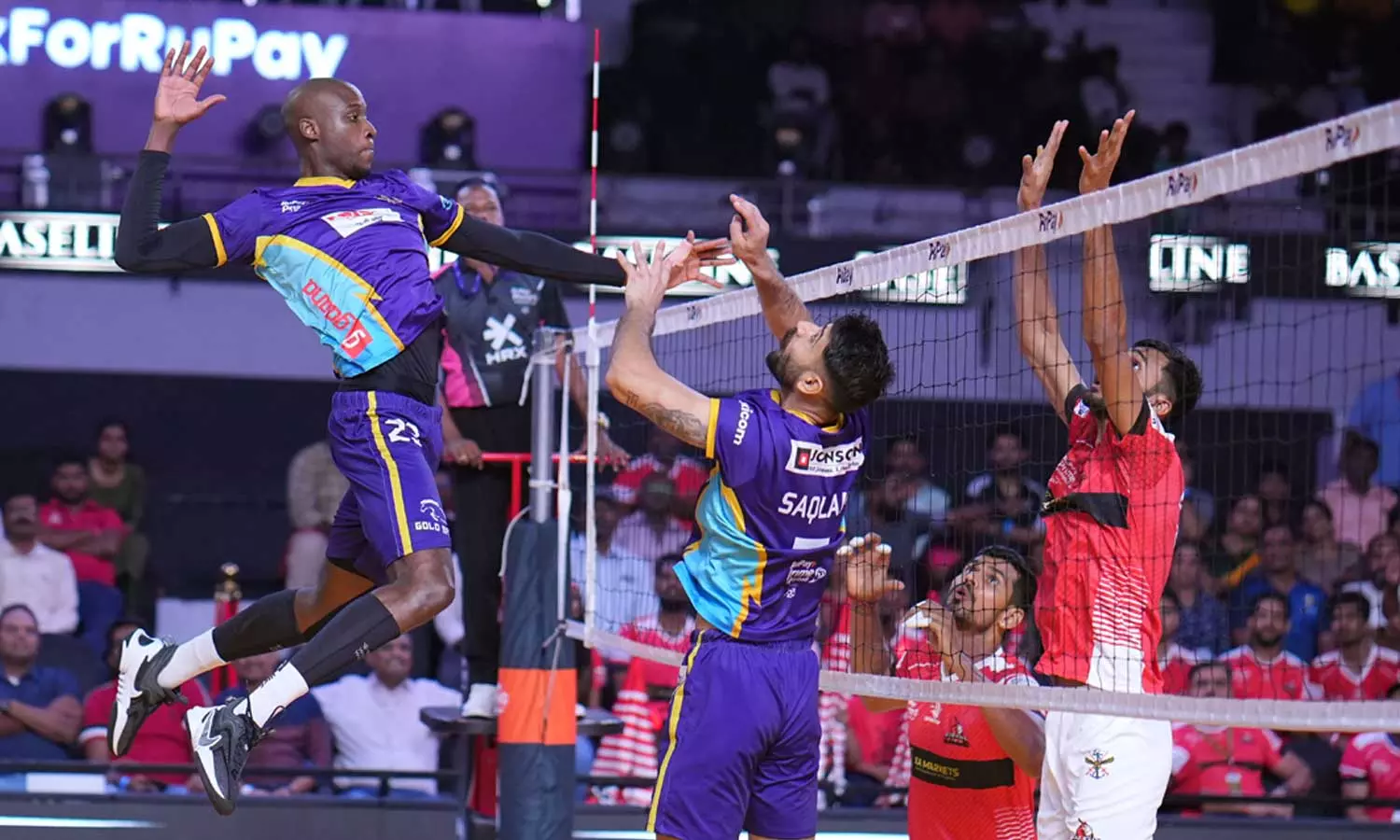 പ്രൈംവോളി: കാലിക്കറ്റ് ഹീറോസിനെ തകർത്ത് ഡല്ഹി തൂഫാന്സ് പ്രൈംവോളി: കാലിക്കറ്റ് ഹീറോസിനെ തകർത്ത് ഡല്ഹി തൂഫാന്സ്