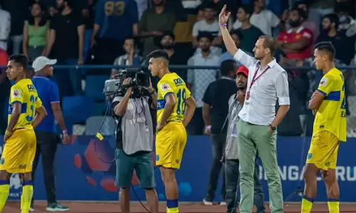 ബ്ലാസ്റ്റേഴ്സിന് വീണ്ടും തിരിച്ചടി;സ്വിറ്റ്സർലാൻഡ് കായിക കോടതിയിൽ നൽകിയ അപ്പീൽ തള്ളി, പിഴ രണ്ടാഴ്ചക്കകം നൽകണം ബ്ലാസ്റ്റേഴ്സിന് വീണ്ടും തിരിച്ചടി;സ്വിറ്റ്സർലാൻഡ് കായിക കോടതിയിൽ നൽകിയ അപ്പീൽ തള്ളി, പിഴ രണ്ടാഴ്ചക്കകം നൽകണം