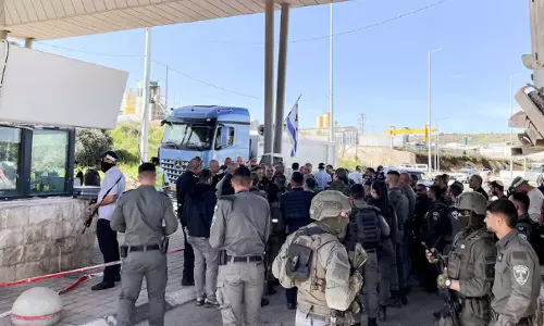 ഇസ്രായേൽ സൈന്യം റെയ്ഡിനിടയിൽ 13 കാര​നെ വെടിവെച്ചു കൊന്നു