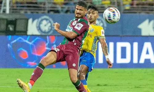 മാറ്റമില്ല; സ്വന്തം മൈതാനത്ത് മോഹൻ ബഗാനോടും തോറ്റ് കേരള ബ്ലാസ്റ്റേഴ്‌സ്‌