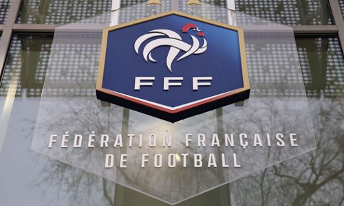 The French Football Federation (FFF) has ordered clubs and referees not to call off matches for Muslim playerss ifthar during Ramadan.