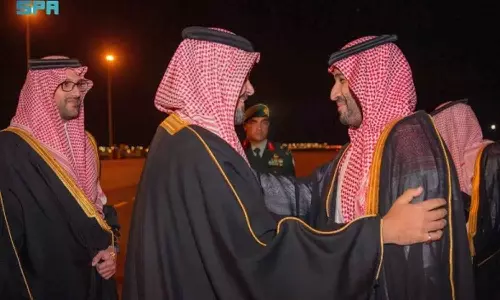 സൗദി കിരീടാവകാശി മദീനയിൽ; ഗോത്രപ്രമുഖരെ സ്വീകരിച്ചു