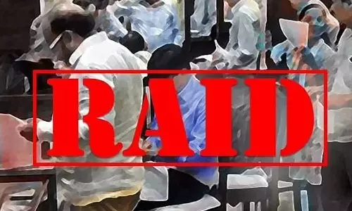 igilance raid on Bevco Thiruvananthapuram Regional Manager Rashas house in Malappuram Manjeri on the complaint that she had acquired property beyond his income