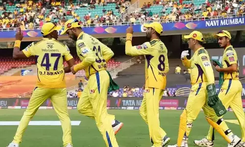 കോൺവെയ്ക്കു പിന്നാലെ പതിരനയ്ക്കും പരിക്ക്; ചെന്നൈ ക്യാംപിൽ ആശങ്ക കോൺവെയ്ക്കു പിന്നാലെ പതിരനയ്ക്കും പരിക്ക്; ചെന്നൈ ക്യാംപിൽ ആശങ്ക