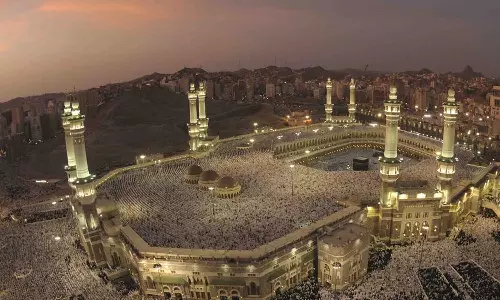 മസ്ജിദുൽ ഹറമിൽ ഇഅ്തിക്കാഫിനുള്ള രജിസട്രേഷൻ ആരംഭിച്ചു