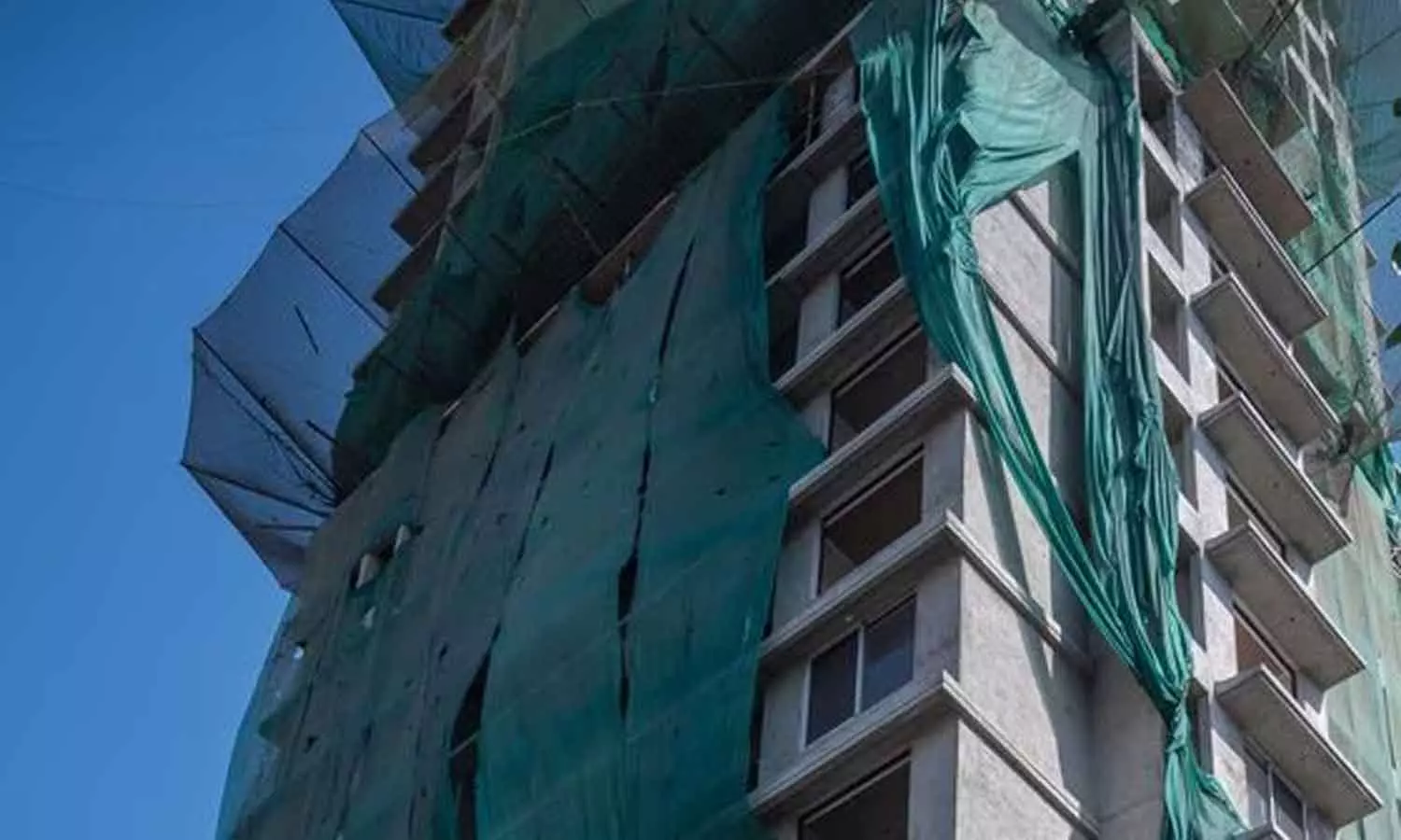 Five-storey under-construction building collapsed in Kolkata Five-storey under-construction building collapsed in Kolkata