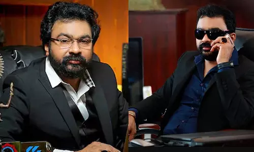 മോൻസൻ മാവുങ്കലിന്റെ വീട്ടിൽ ക്രൈംബ്രാഞ്ച് പരിശോധന